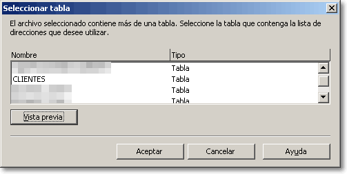 Diálogo Seleccionar tabla con la lista de tablas del archivo, entre ellas CLIENTES, y el botón Vista previa